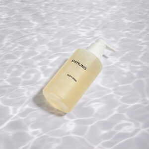Alternative view of Darling Hydrating Body Wash